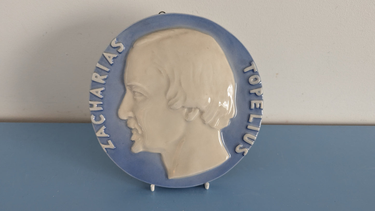 Suomen Taiteilijaseura 70v - Zacharias Topelius Reliefi (1934)