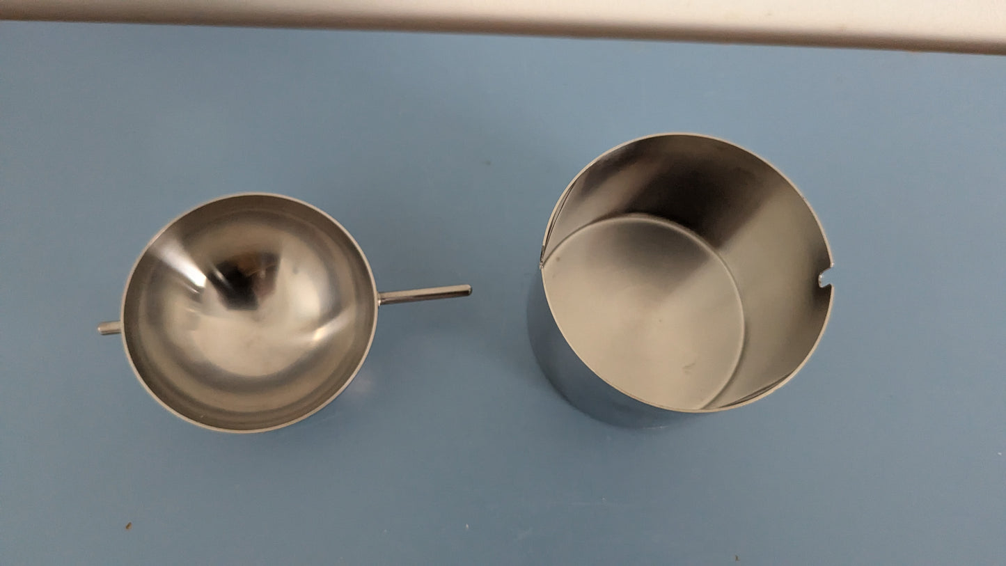 Stelton - Cylinda-Line Tuhka-astia (1967, Arne Jacobsen, Alk. Pakkauksessa)