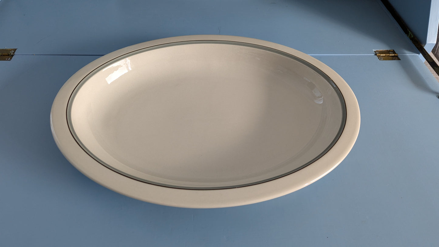 Arabia Airisto Tarjoiluvati (ISO, 1984-1988, Inkeri Leivo)