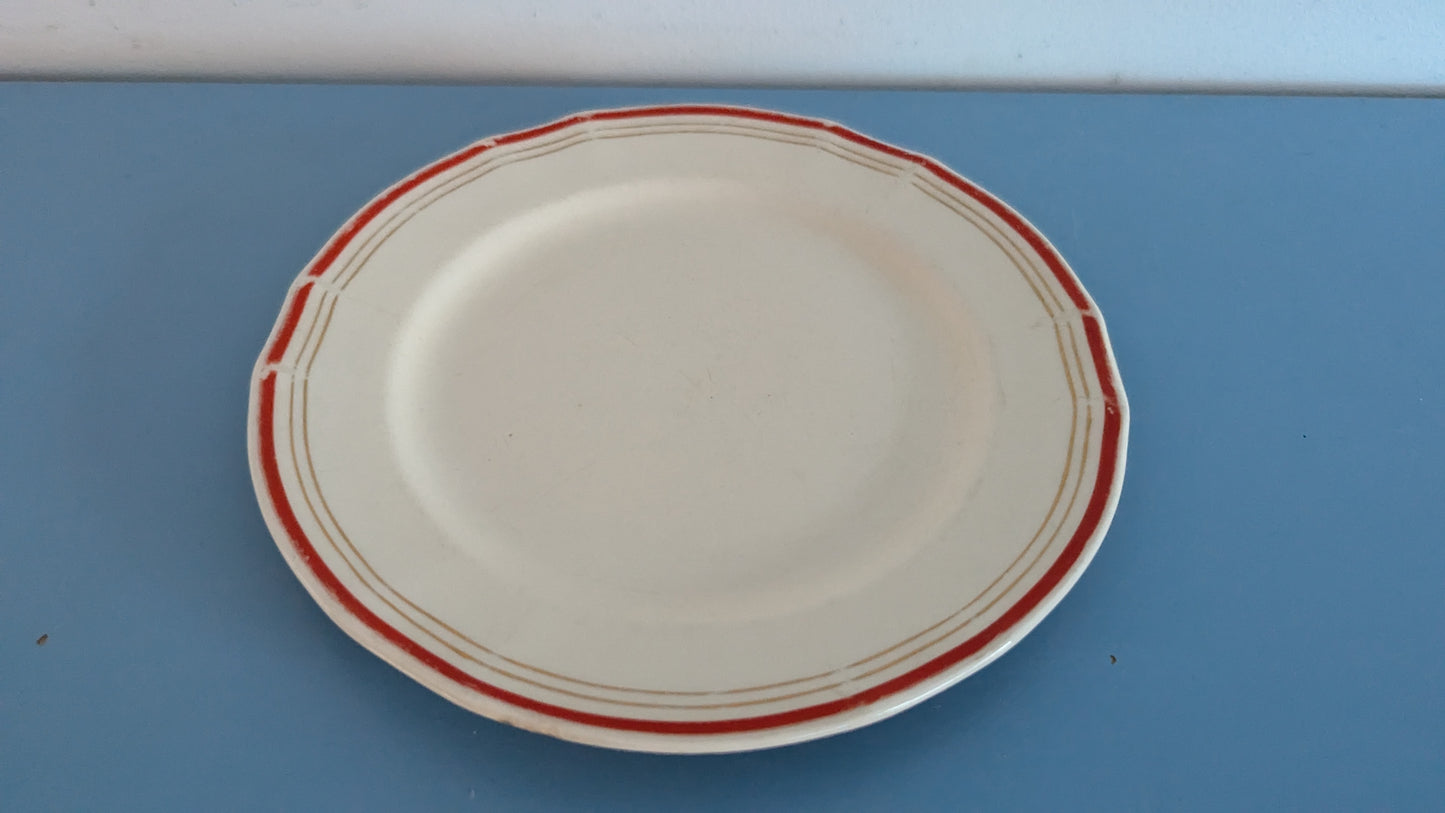 Arabia Martta Leivoslautanen / Leipälautanen (1942-1954)