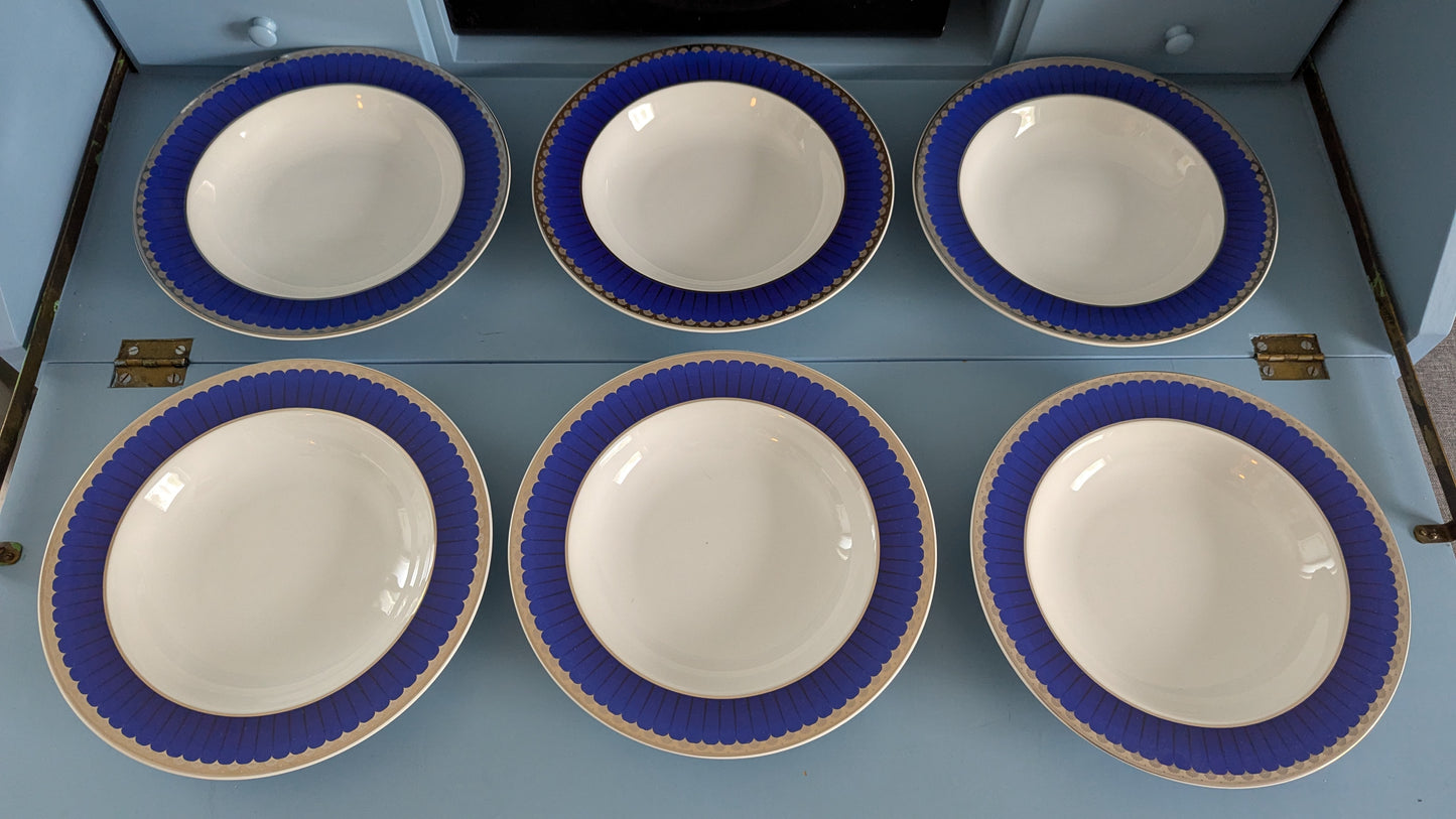 Christineholm / Apilanlehti - Marianne Keittolautanen (6kpl, Sigvard Bernadotte)