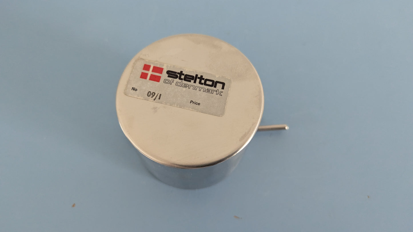 Stelton - Cylinda-Line Tuhka-astia (1967, Arne Jacobsen, Alk. Pakkauksessa)