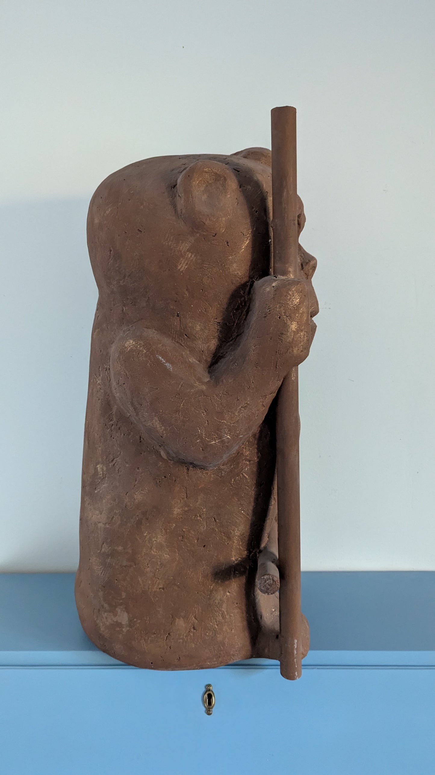 Kalevi Sundell - Isokokoinen Apina Veistos (Korkeus: 70cm, Metalli / Kipsi)