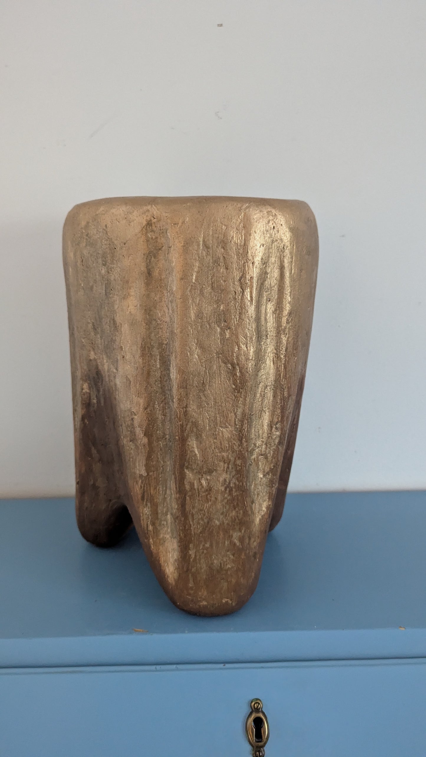 Kalevi Sundell - Politiikon Viisaudenhammas (Signeerattu Kipsiveistos 1991)