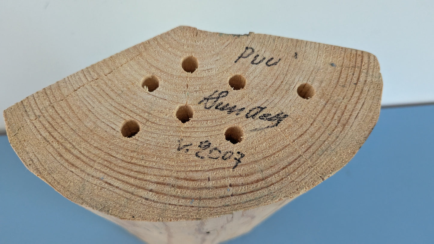 Kalevi Sundell - Puu (Signeerattu Puuveistos, 2007)