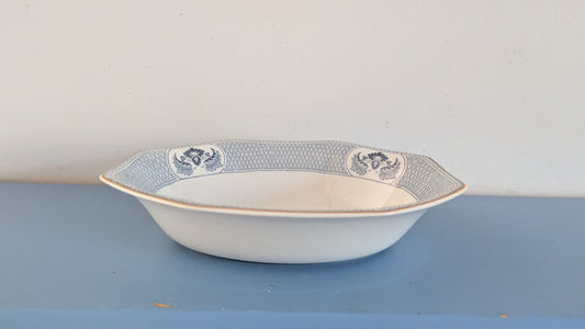 Johnson Bros - Albany Tarjoilukulho (Halkaisija: 25cm x 18.5cm)