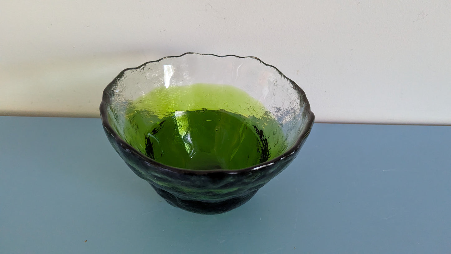 Humppila Kivi-Set Kulho (1975-1977, Signeerattu, Pertti Santalahti)