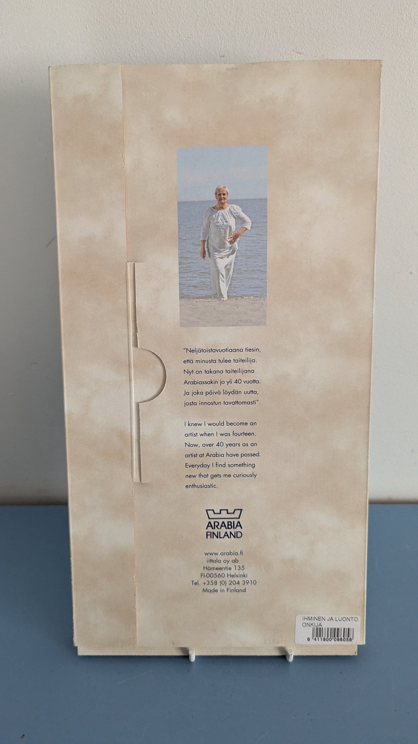 Arabia Ihminen ja Luonto - Onkija Seinälaatta (Alkuperäisessä Pakkauksessa)