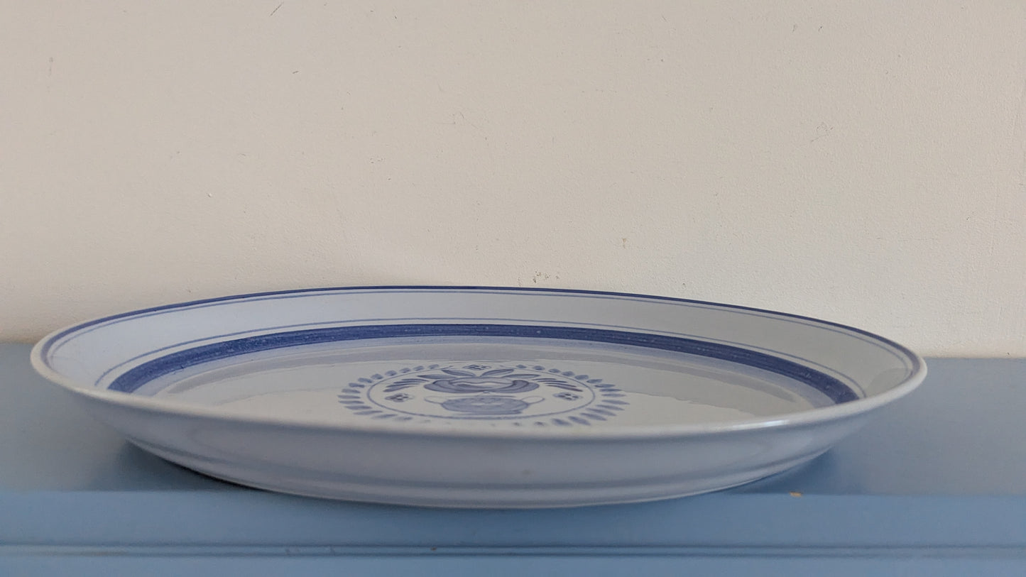 Arabia Blue Rose Tarjoiluvati (1949-1971, Svea Granlund)