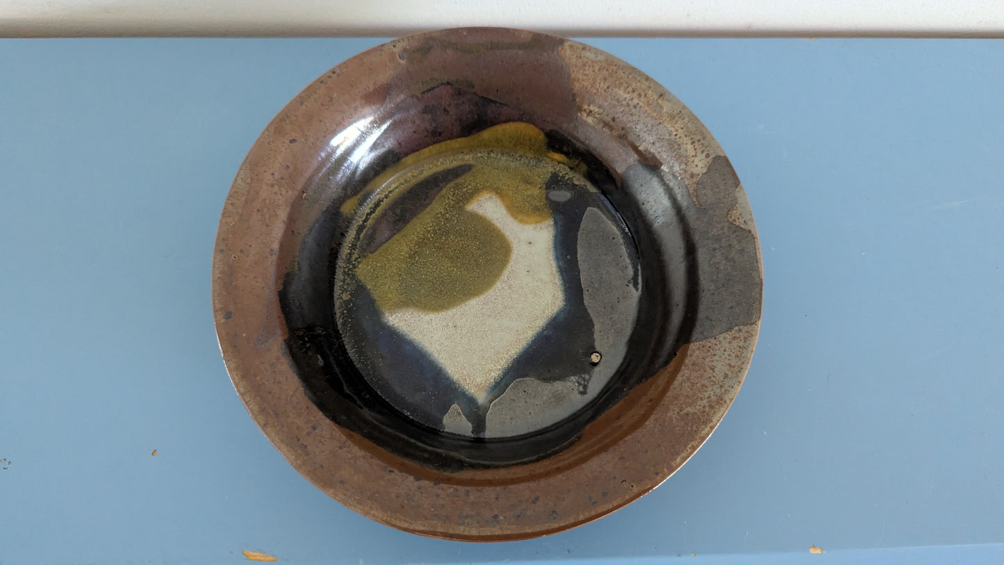 Alamaan Keramiikka - Syvälautanen (1974-1980-luvun Alku, Sign. Liisa Hallamaa)