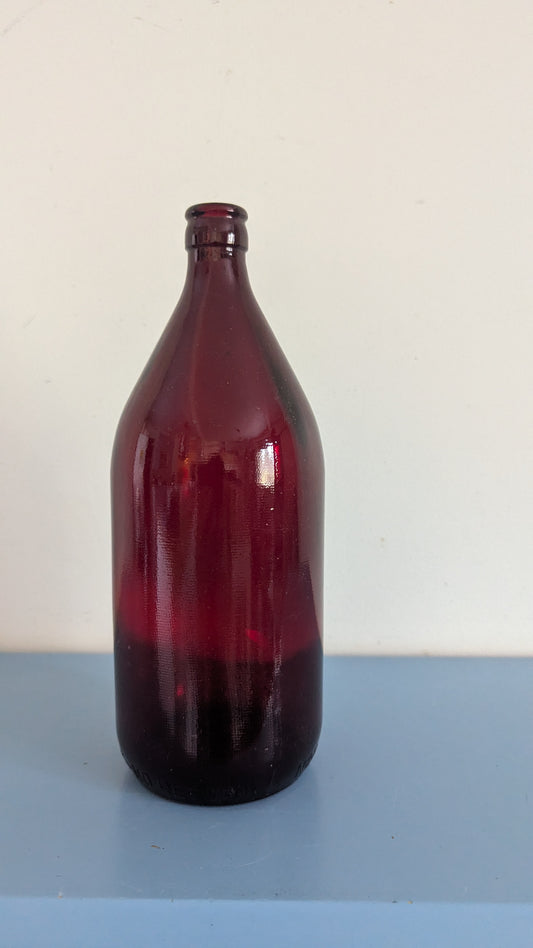 Anchor Hocking - Royal Ruby Olutpullo / Schlitz-pullo (1949–1963. 1 Litra)