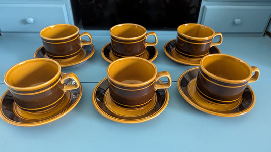 Staffordshire / Royal Alma - Kahviastiasto Kuudelle Hengelle (12-osaa, 1970-luku)