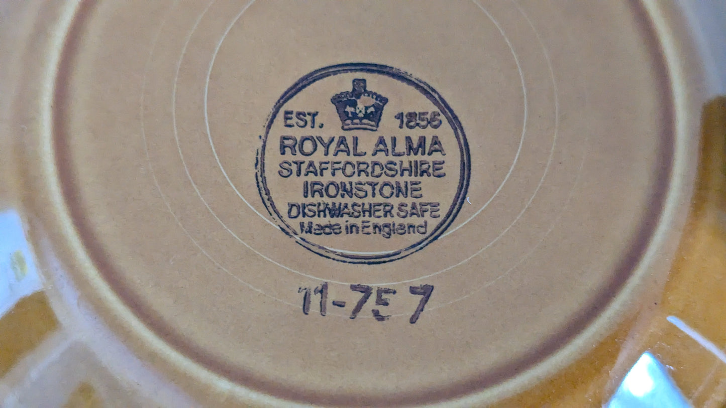 Staffordshire / Royal Alma - Kahviastiasto Kuudelle Hengelle (12-osaa, 1970-luku)