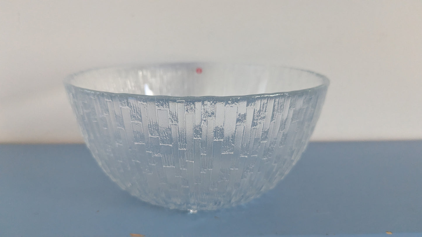 Iittala Ultima Thule Tarjoilukulho / Salaattikulho (Tapio Wirkkala)