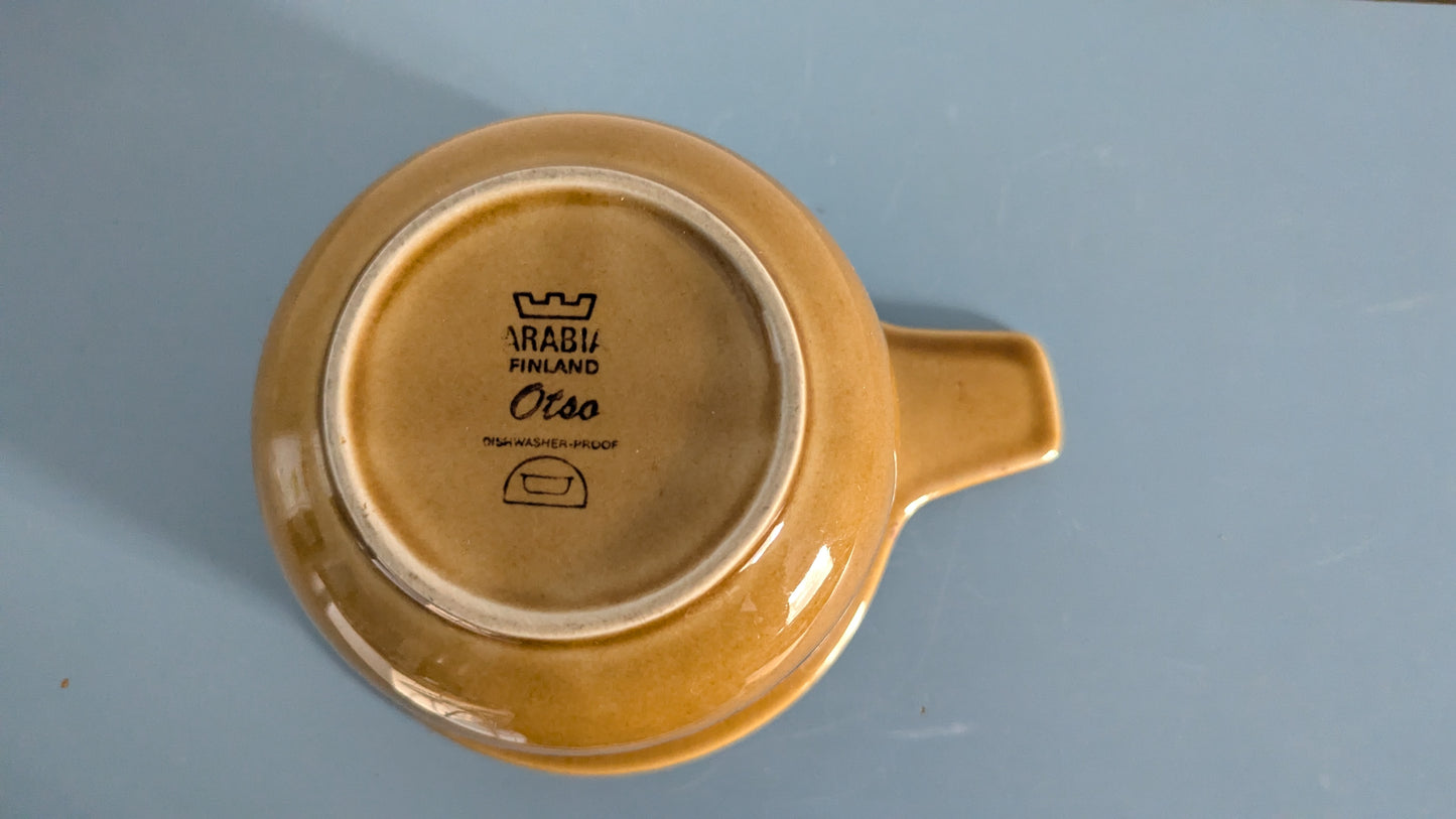 Arabia - Otso Kastikekaadin (1975-1978, Raija Uosikkinen)