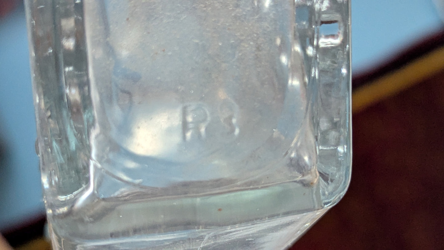 Riihimäen Lasi - Kylpysuolapullo Korkilla