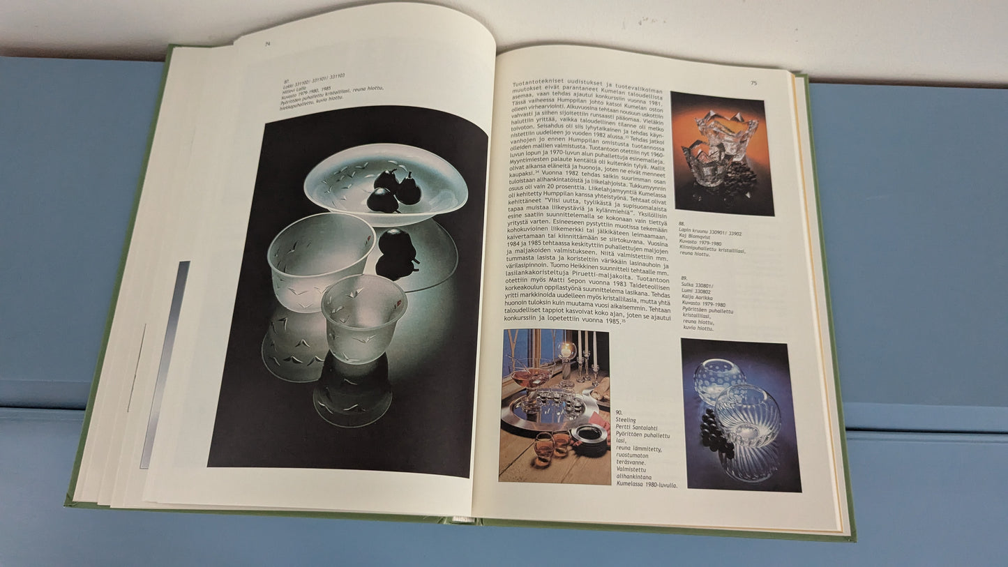 Oy Kumela Lasimaalaamosta Tehtaaksi (2002)