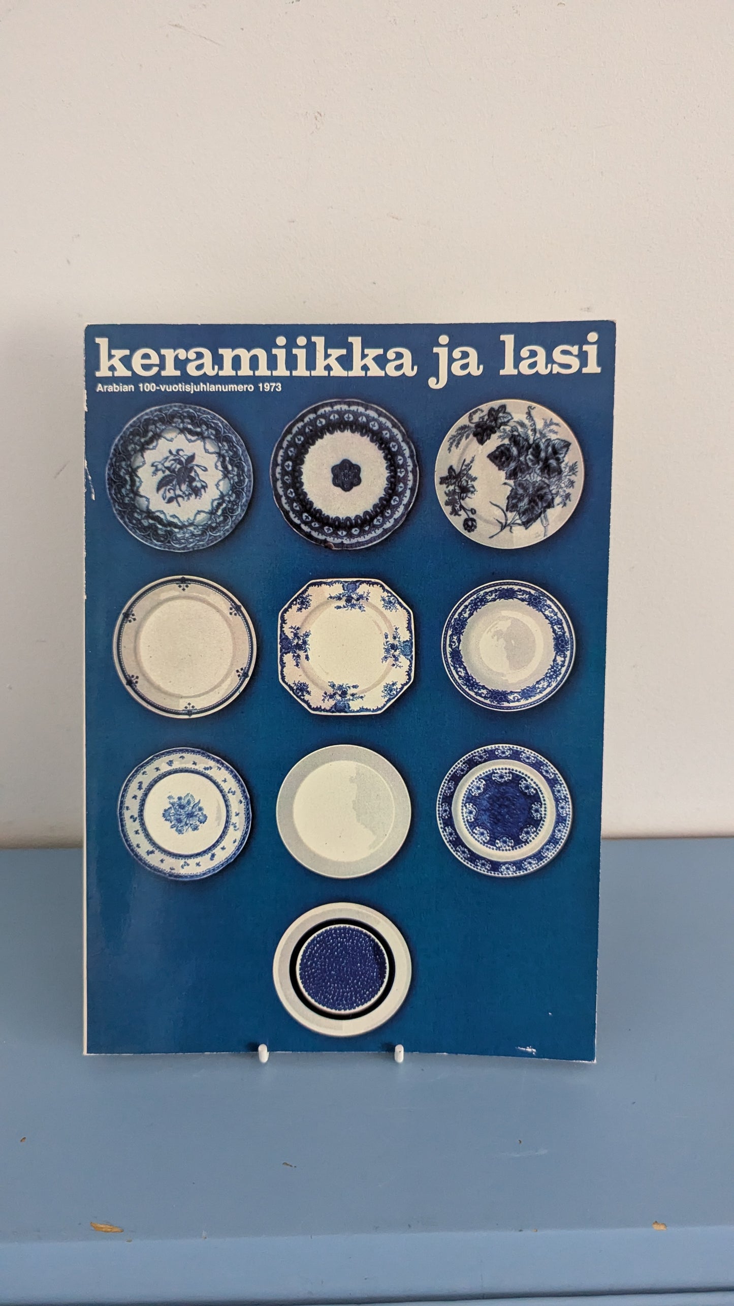 Keramiikka ja Lasi Arabian 100-vuotisjuhlanumero 1973