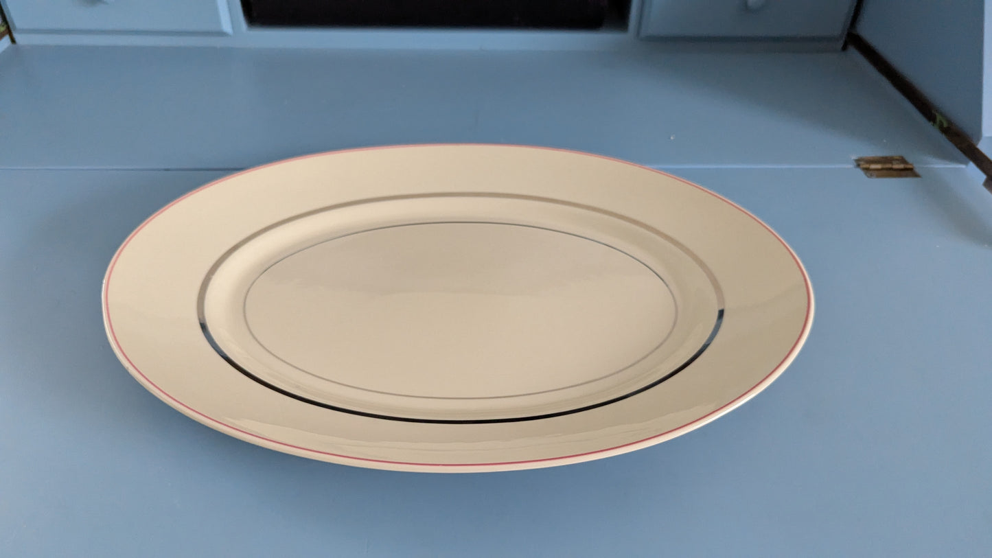 Arabia Elite Tarjoiluvati (ISO, 1940-1949, Olga Osol)