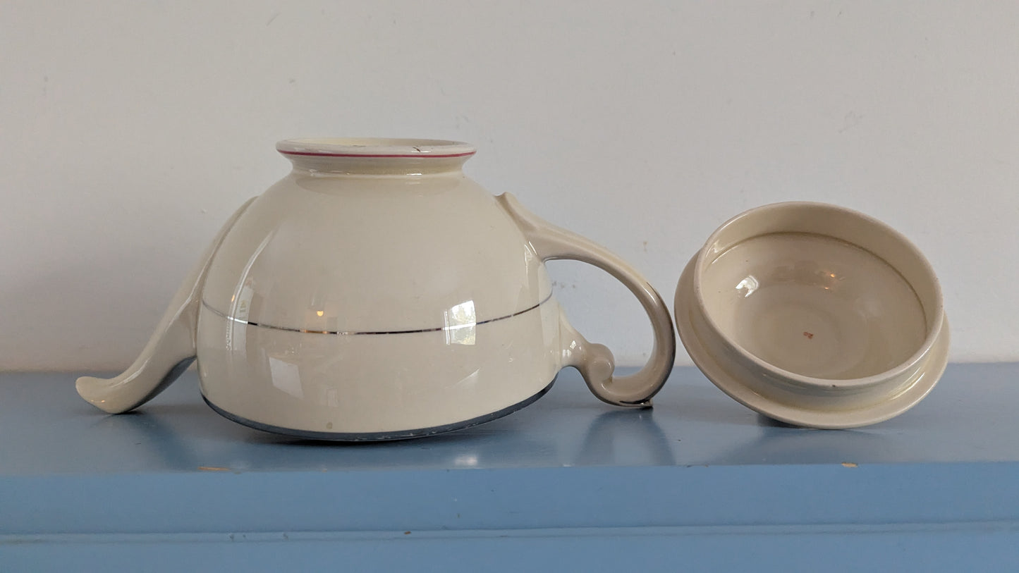 Arabia Elite Teekannu (1940-1949, Olga Osol)