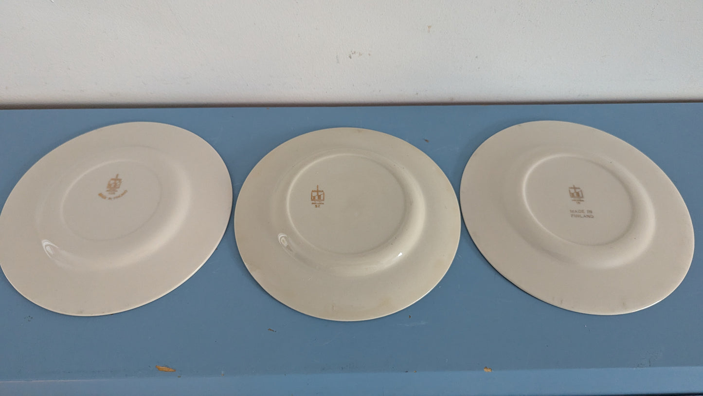 Arabia Ihanne Leivoslautanen / Leipälautanen (6kpl, Olga Osol, 1940-1956)