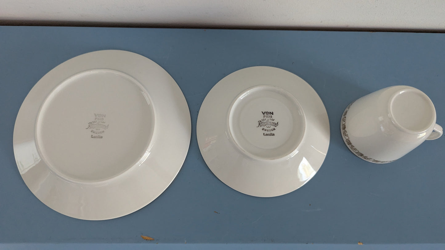 Rörstrand Lenita Kahviastiasto Kymmenelle Hengelle (30-osainen)