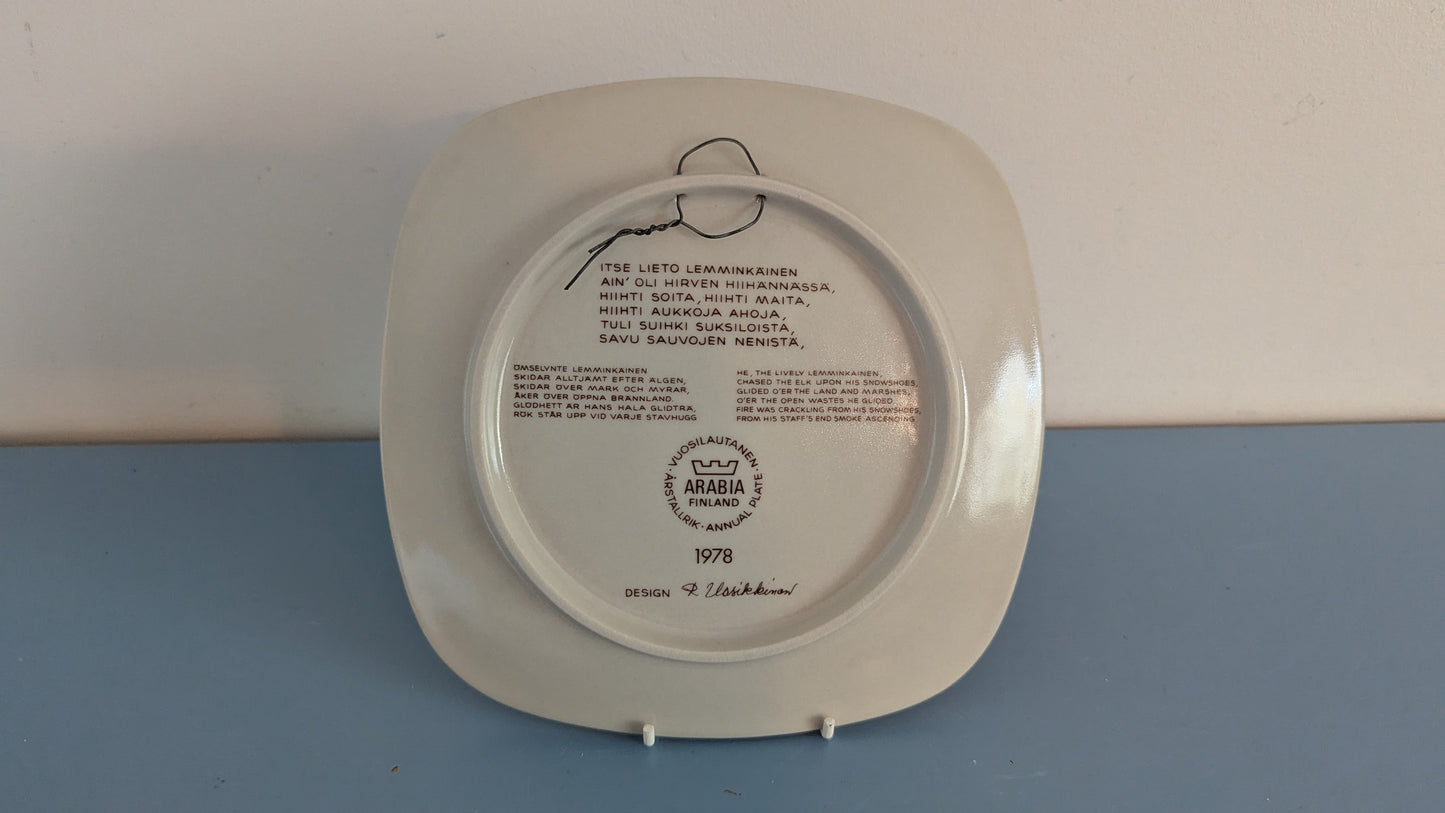 Arabia Kalevala Vuosilautanen 1978 (Raija Uosikkinen)