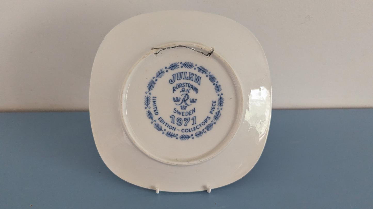 Rörstrand Nils Lapissa Joululautanen 1971 (Gunnar Nylund)