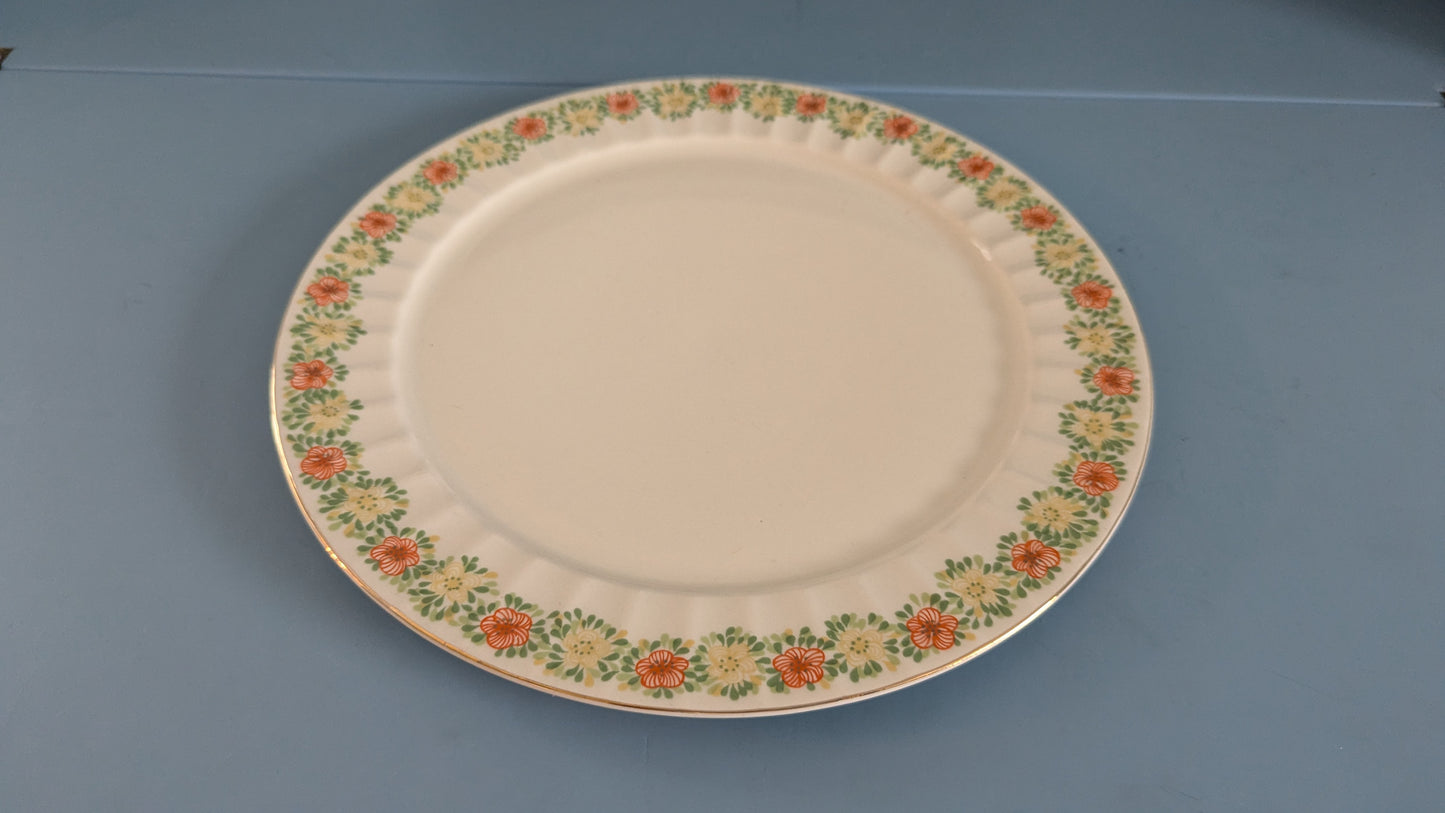 Arabia Muisto Tarjoilulautanen (1973-1974, Raija Uosikkinen)