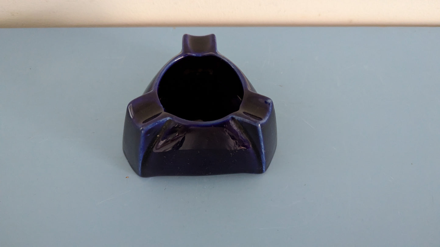 Arabia KI-Mallin Tuhkakuppi / Tuhka-astia (1930-1960-luku)