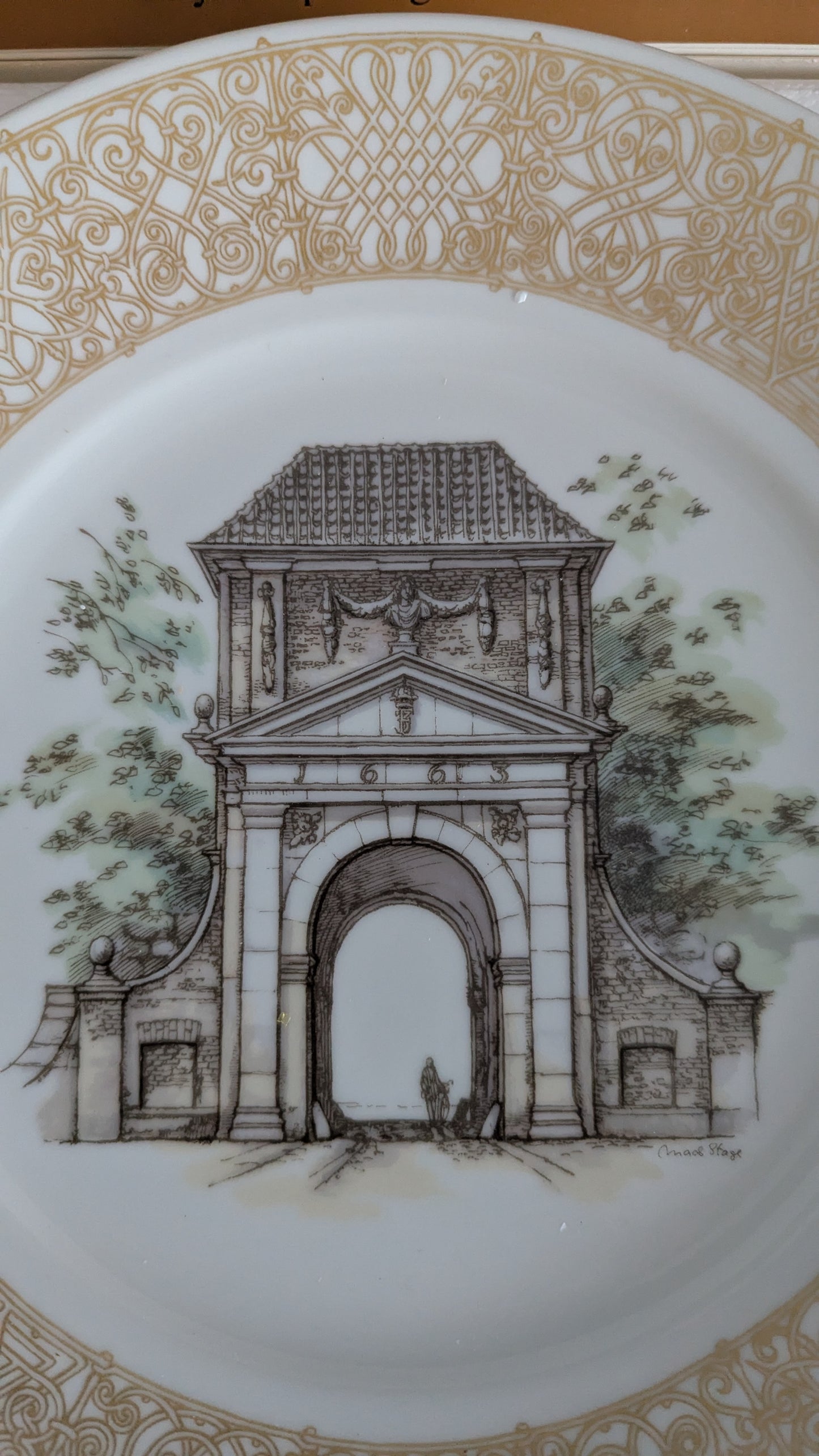 Royal Copenhagen Kastelletin Portti Seinälautanen (1977, Alk. Paketissa)