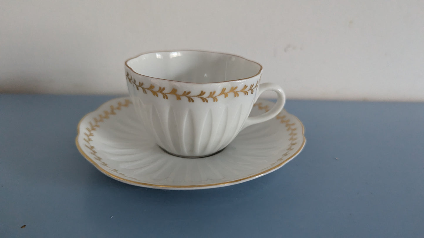 Arabia Keiju Kahviastiasto Kymmenelle Hengelle (20-osaa, 1954-1970)