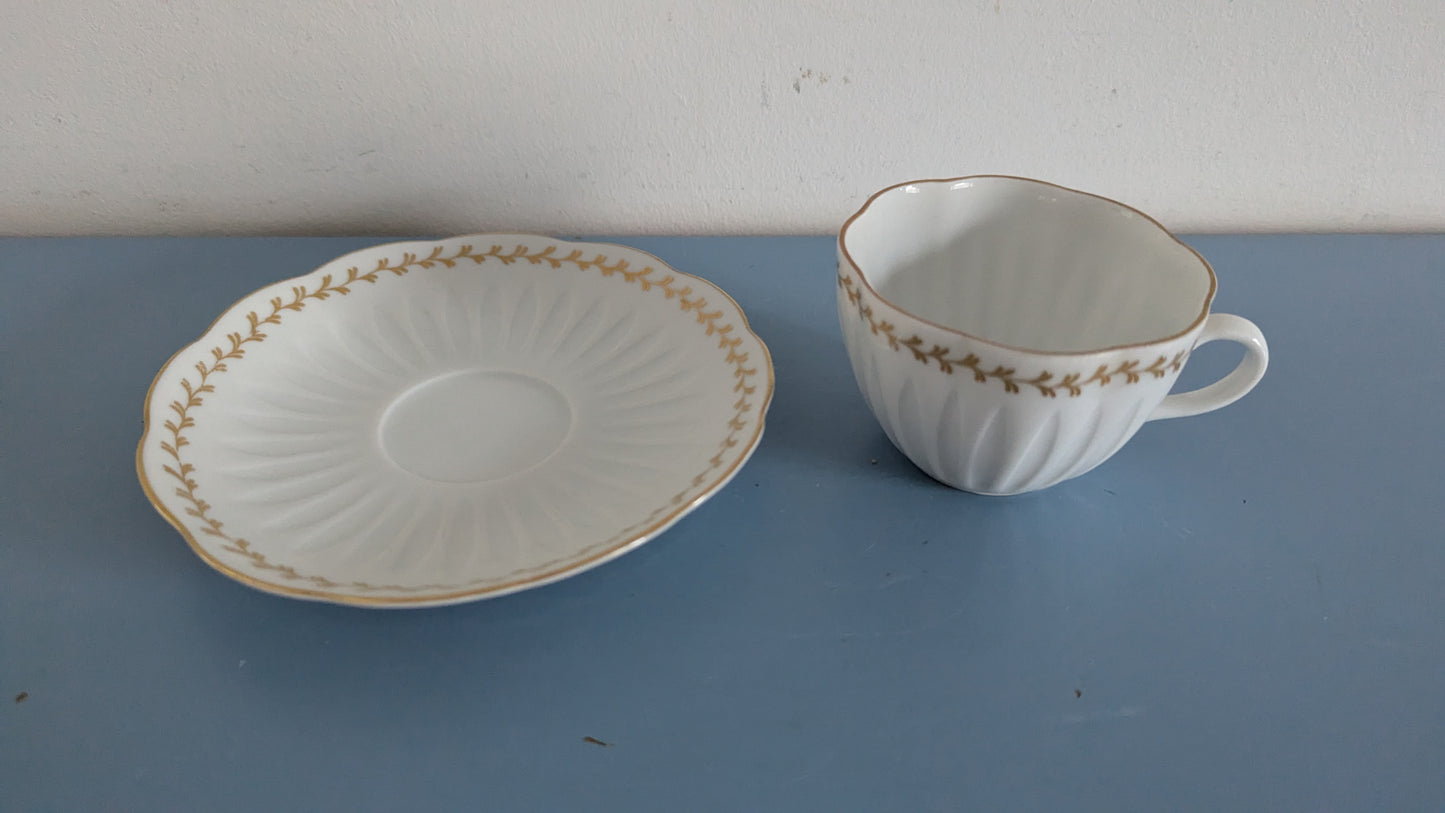 Arabia Keiju Kahviastiasto Kymmenelle Hengelle (20-osaa, 1954-1970)