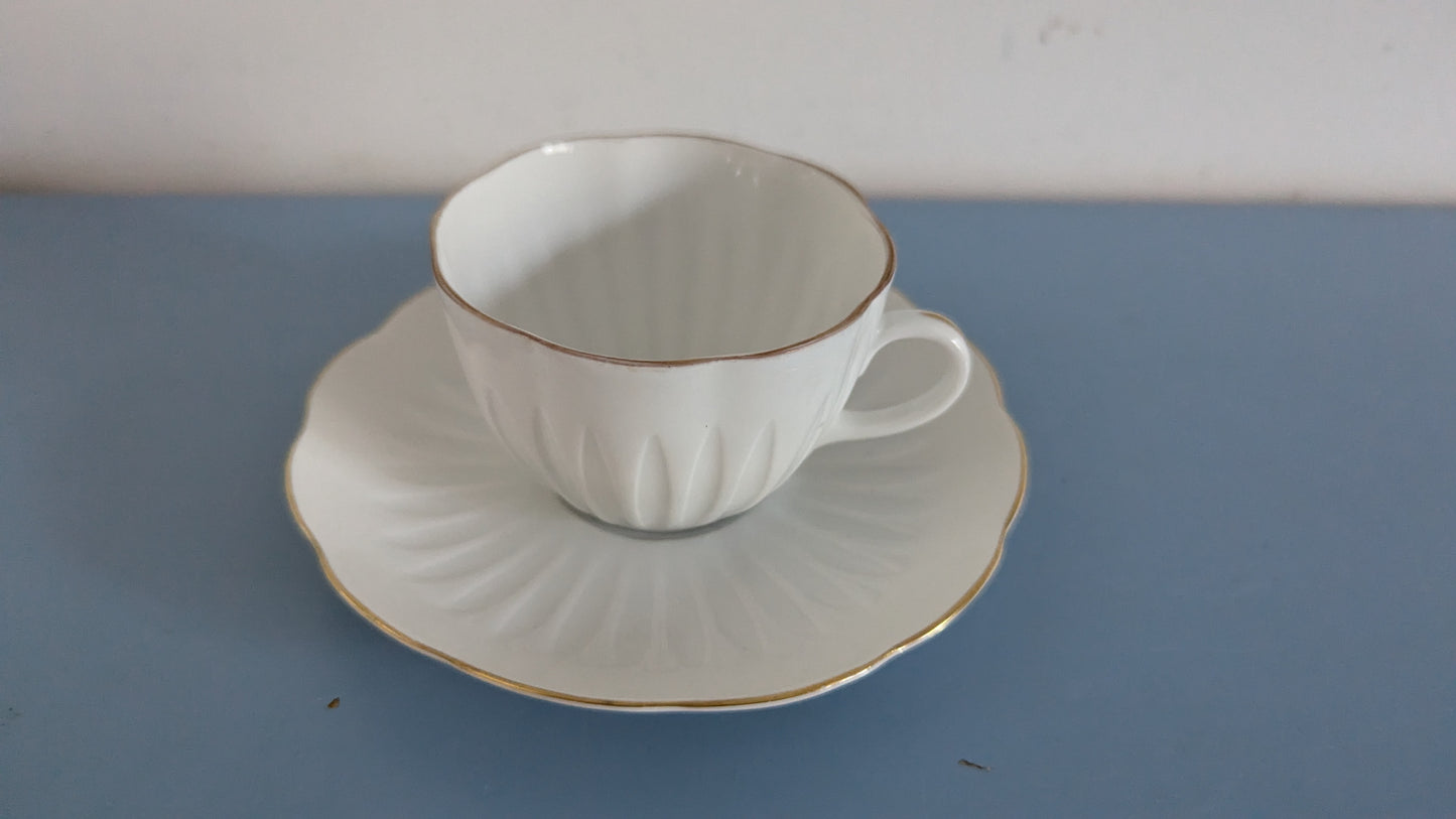 Arabia Oivi Kahviastiasto Kuudelle Hengelle (12-osaa, 1952-1970, Ulla Procope)