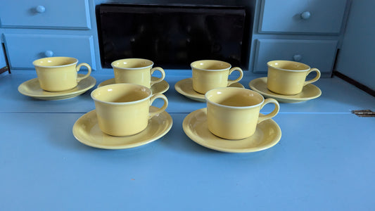 Arabia HD-Mallin Kahviastiasto Kuudelle Hengelle (12-Osaa, 1971-1975)