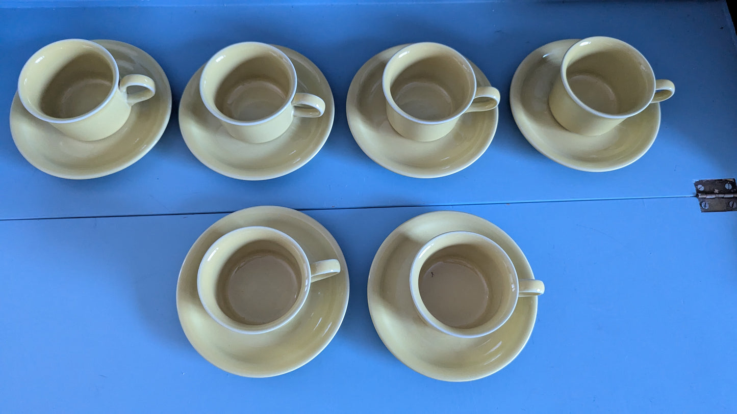 Arabia HD-Mallin Kahviastiasto Kuudelle Hengelle (12-Osaa, 1971-1975)