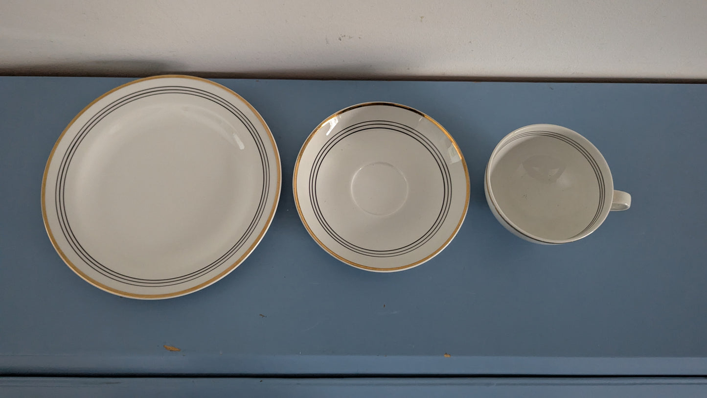 Arabia Minerva Kahviastiasto Neljälle Hengelle (12-osaa, 1953-1964, Olga Osol)