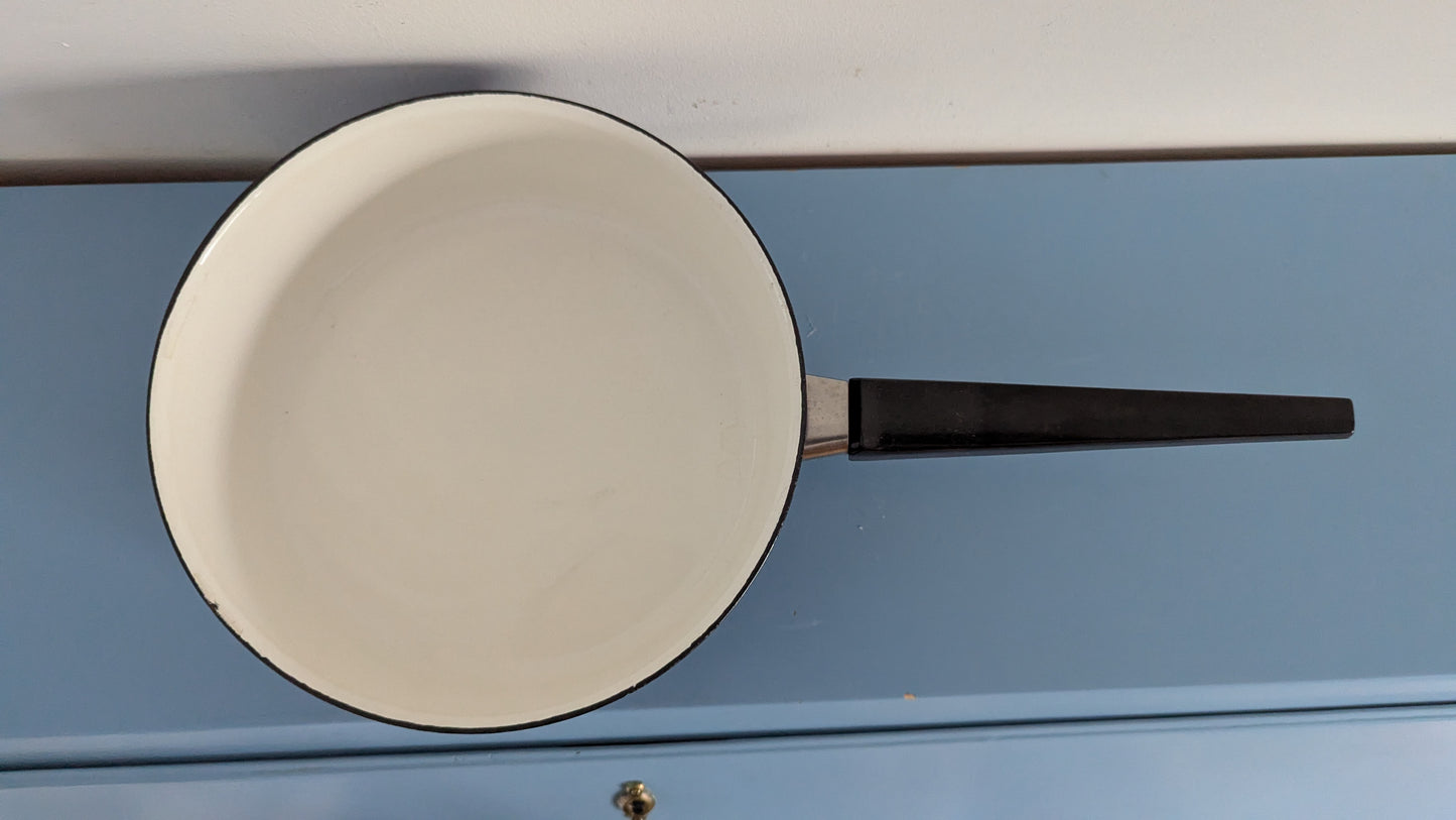 Finel / Arabia - Keittiömestari Domino Kasari (2.5 Litraa, Esteri Tomula)