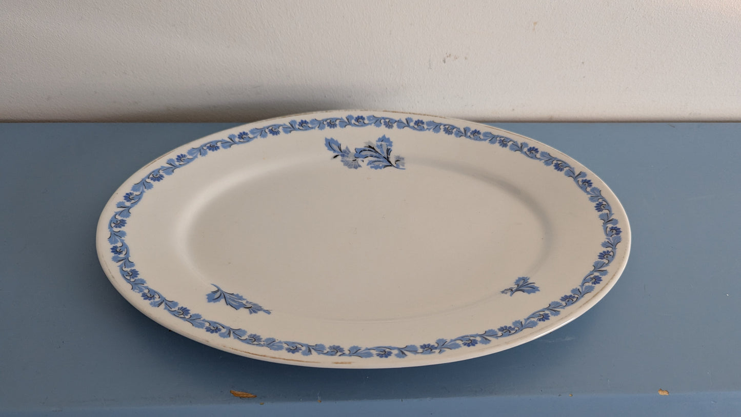 Arabia 7329 Soikea Tarjoiluvati (1930-1932, AAA-leima)