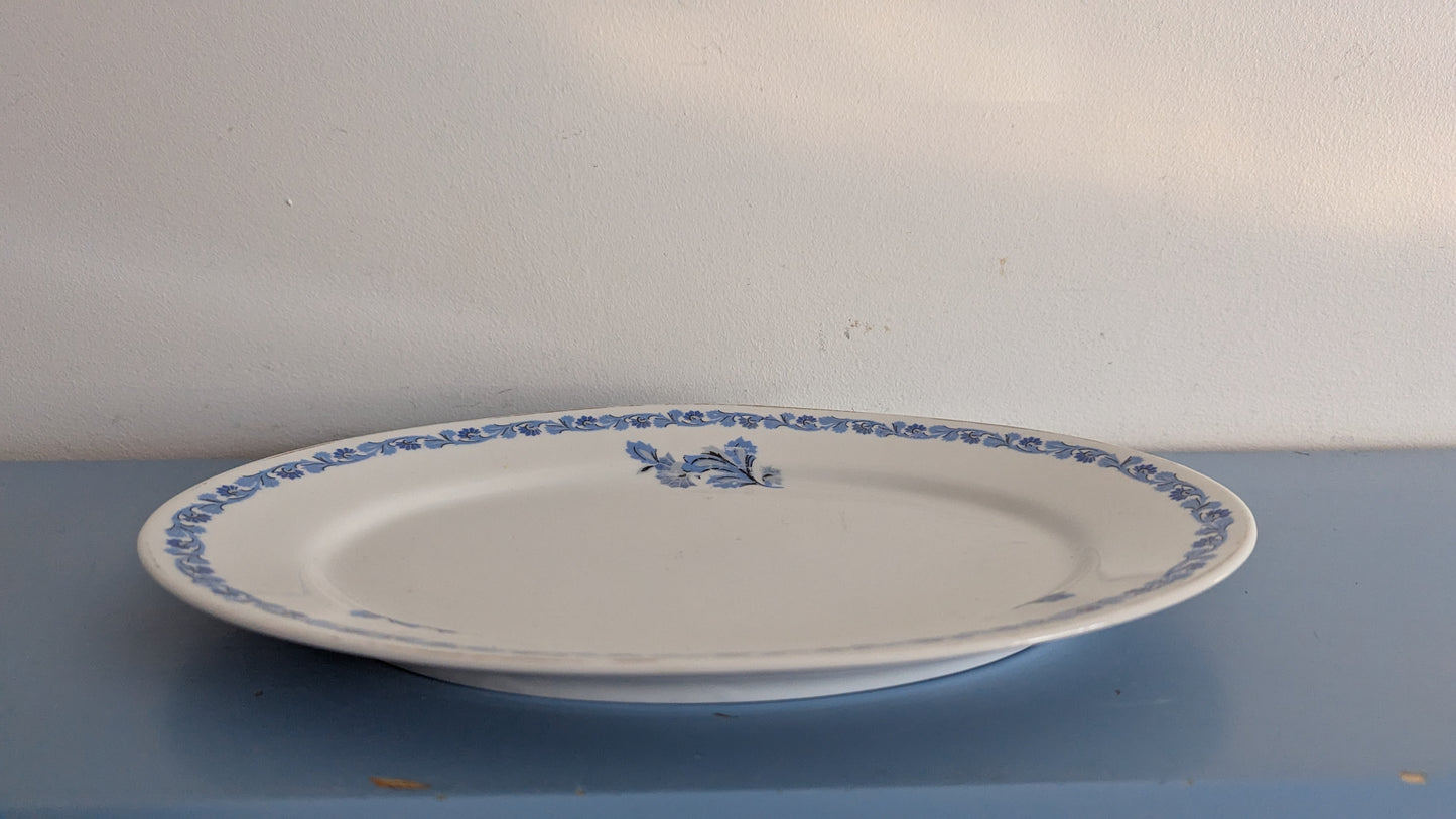 Arabia 7329 Soikea Tarjoiluvati (1930-1932, AAA-leima)