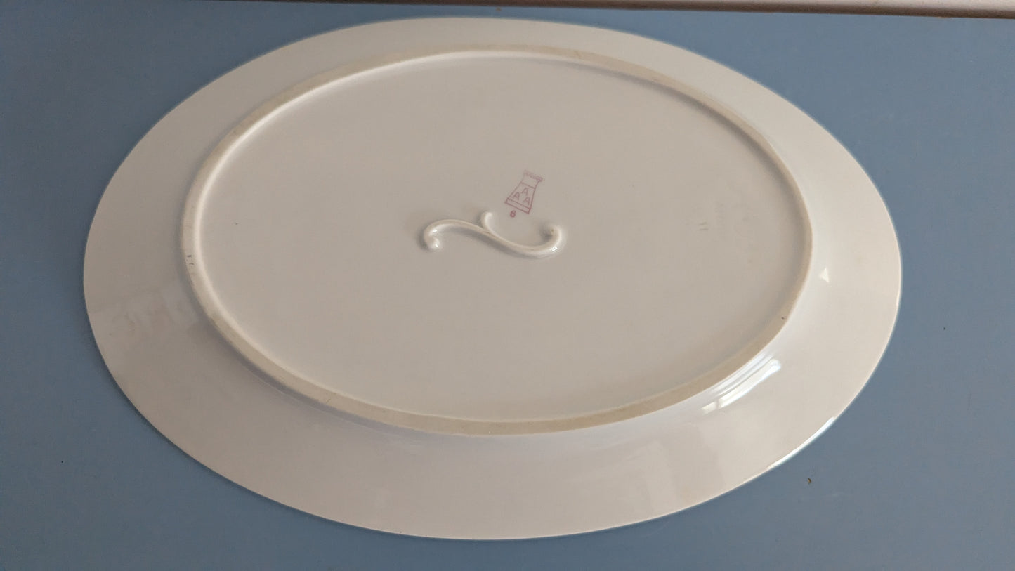 Arabia 7329 Soikea Tarjoiluvati (1930-1932, AAA-leima)