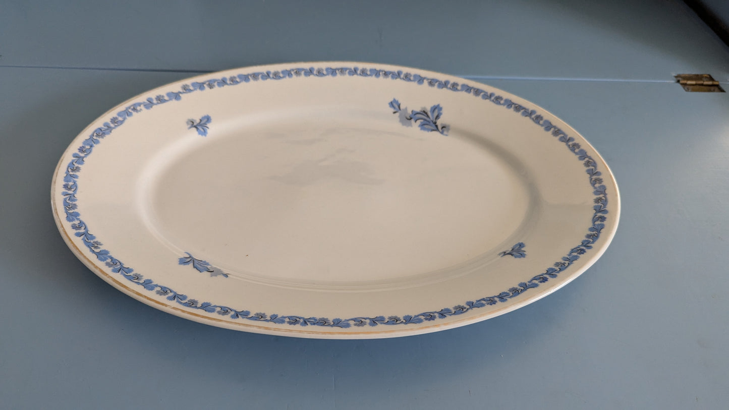 Arabia 7329 Soikea Tarjoiluvati (ISO, 1930-1932, AAA-leima)