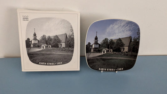 Arabia Karis Kyrka / Karjaan Kirkko (1989. Alkuperäisessä Pakkauksessa)