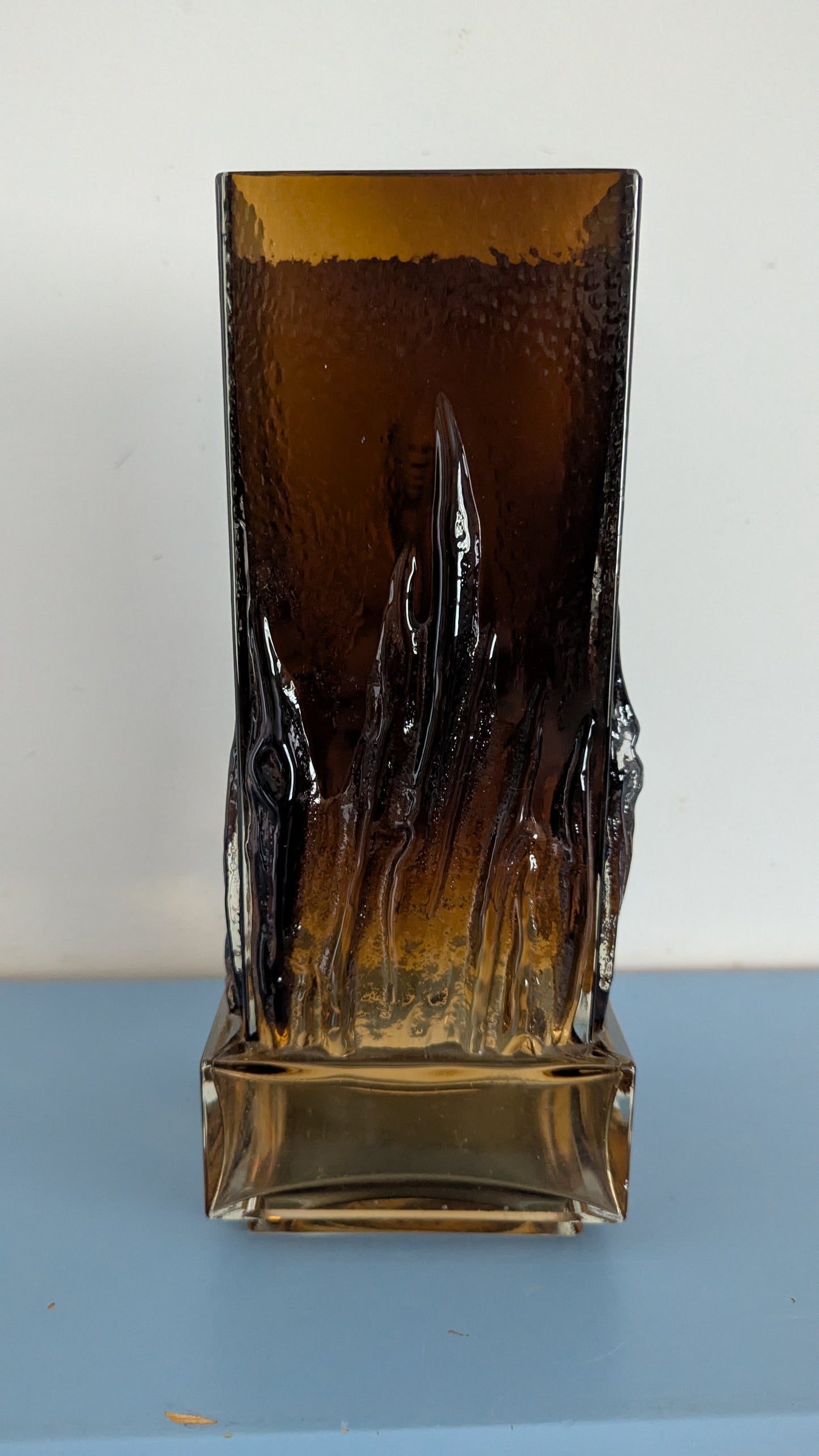 Humppila - Liekki Maljakko (ISO, 1970-luku, Signeerattu, Eino Vänni)