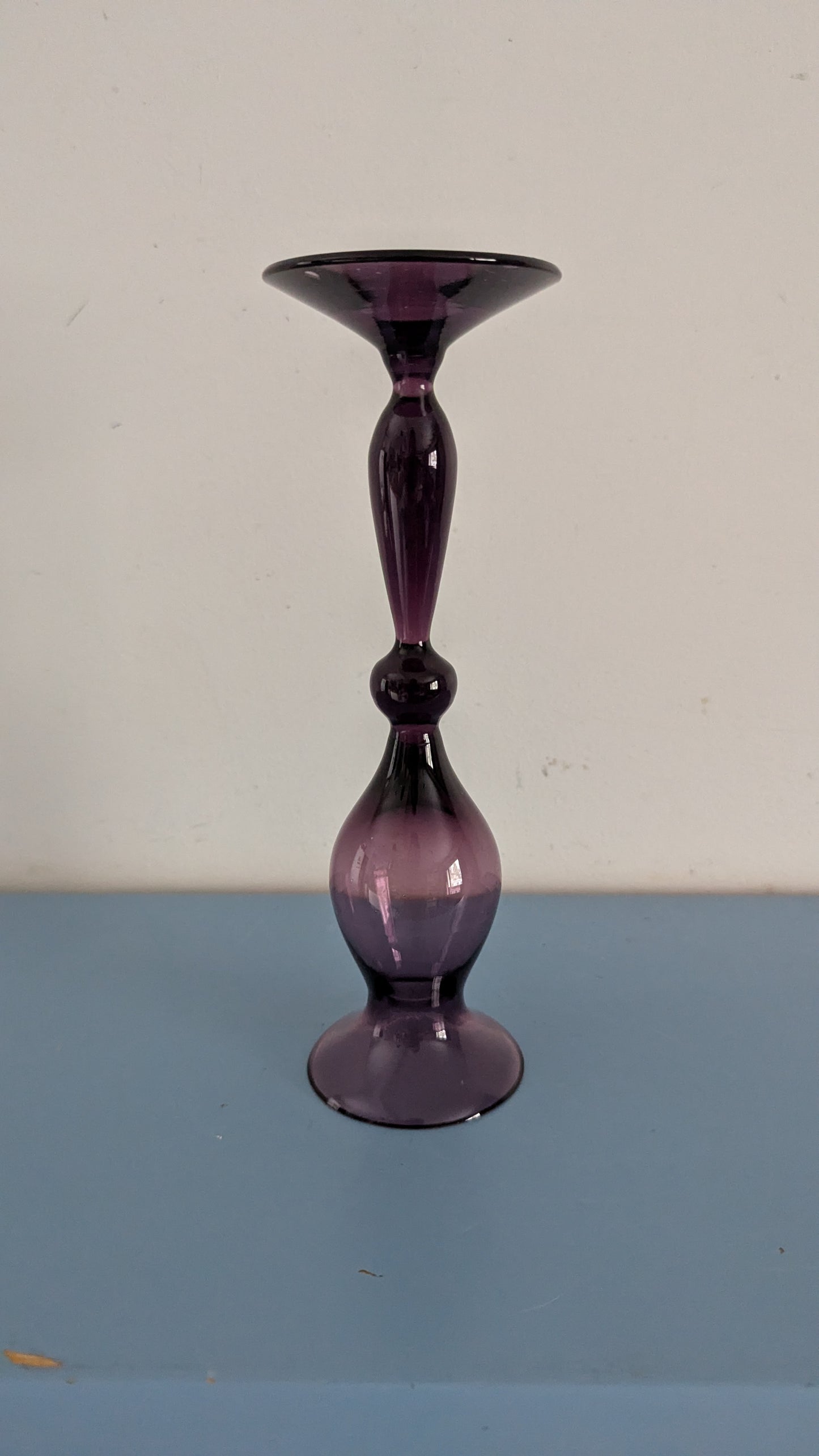 Kumela Lila Kynttilänjalka (1960-1970-luku, Sirkku Kumela-Lehtonen)