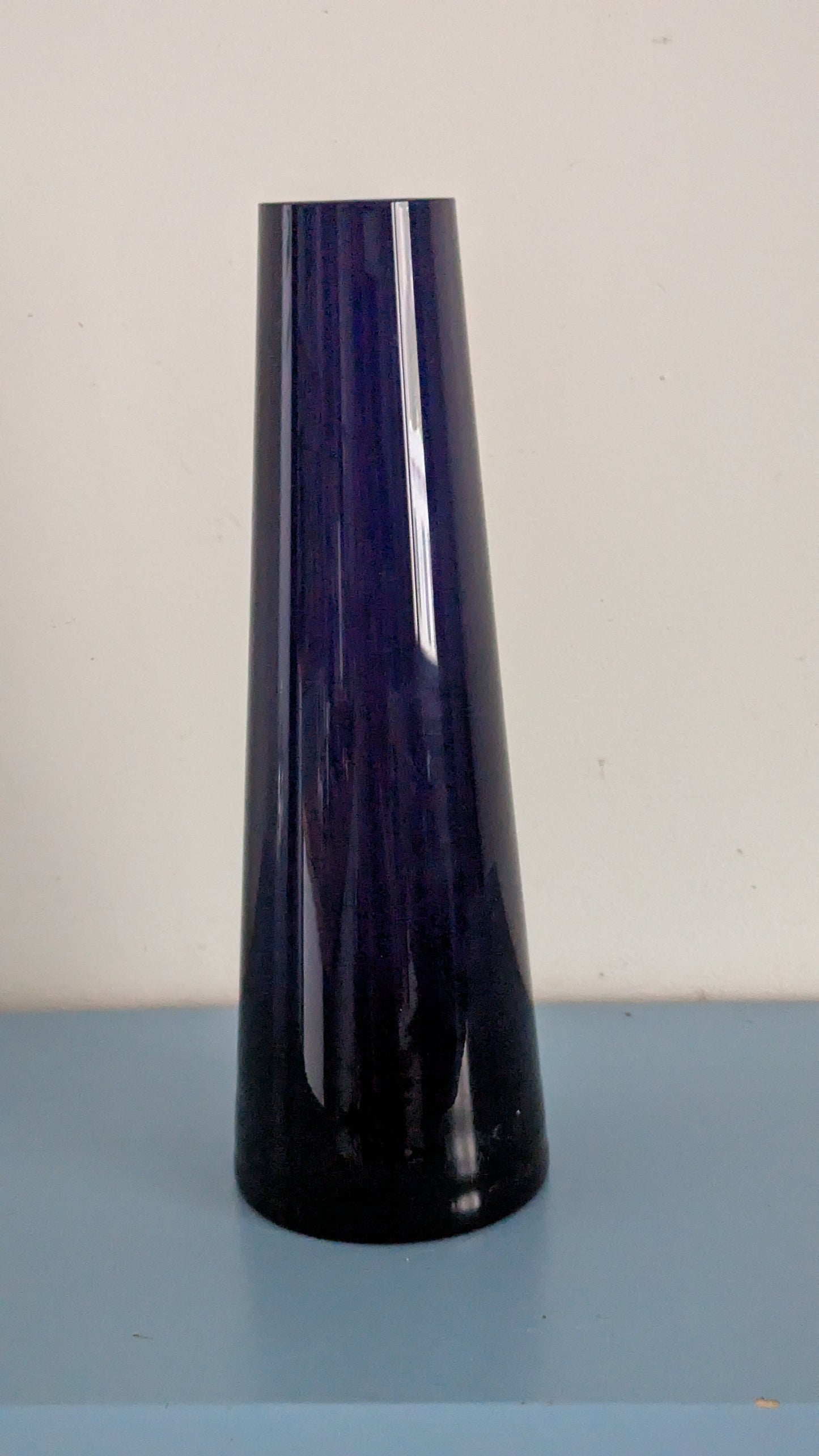 Nuutajärvi 1404 / SH 105 Maljakko (1954-1967, Saara Hopea)