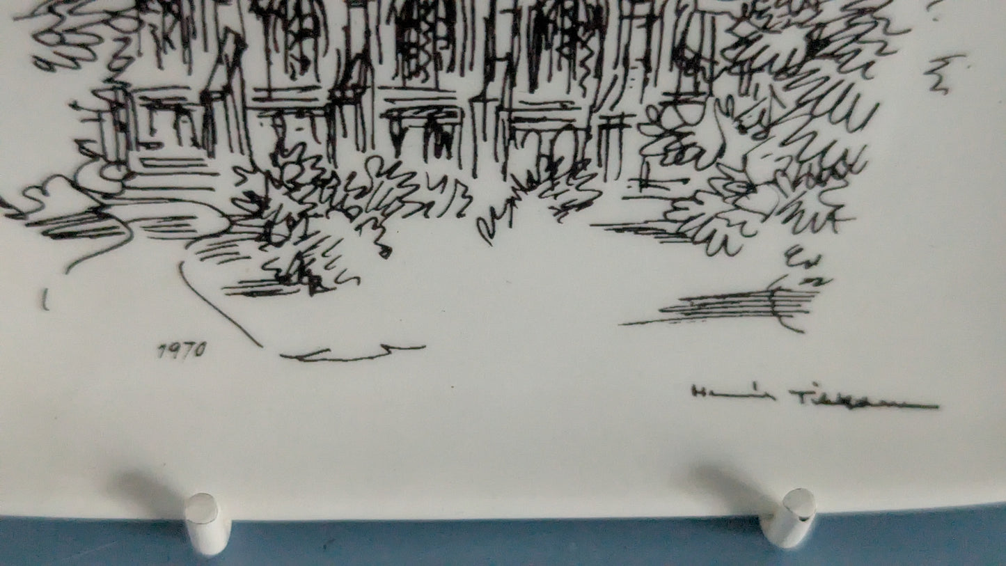 Arabia Mikkelin Tuomiokirkko Seinälautanen (1970, Henrik Tikkanen)