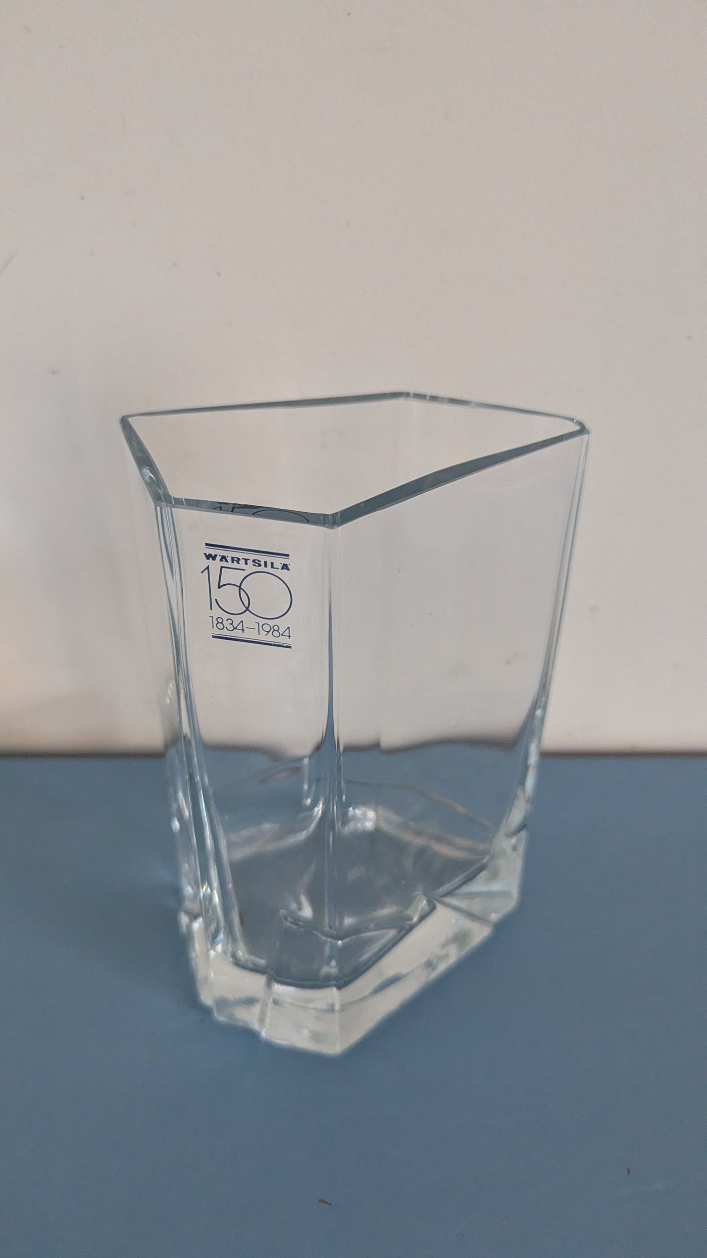 Nuutajärvi Wärtsilä 150v Maljakko (1984, Pauli Partanen)