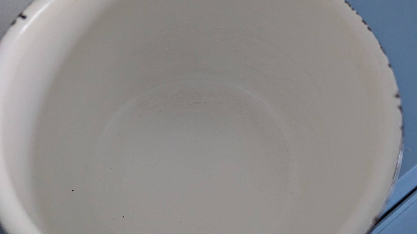 Finel / Arabia - Maaret Kasari (1.5 Litraa, 1970-luku, Raija Uosikkinen)