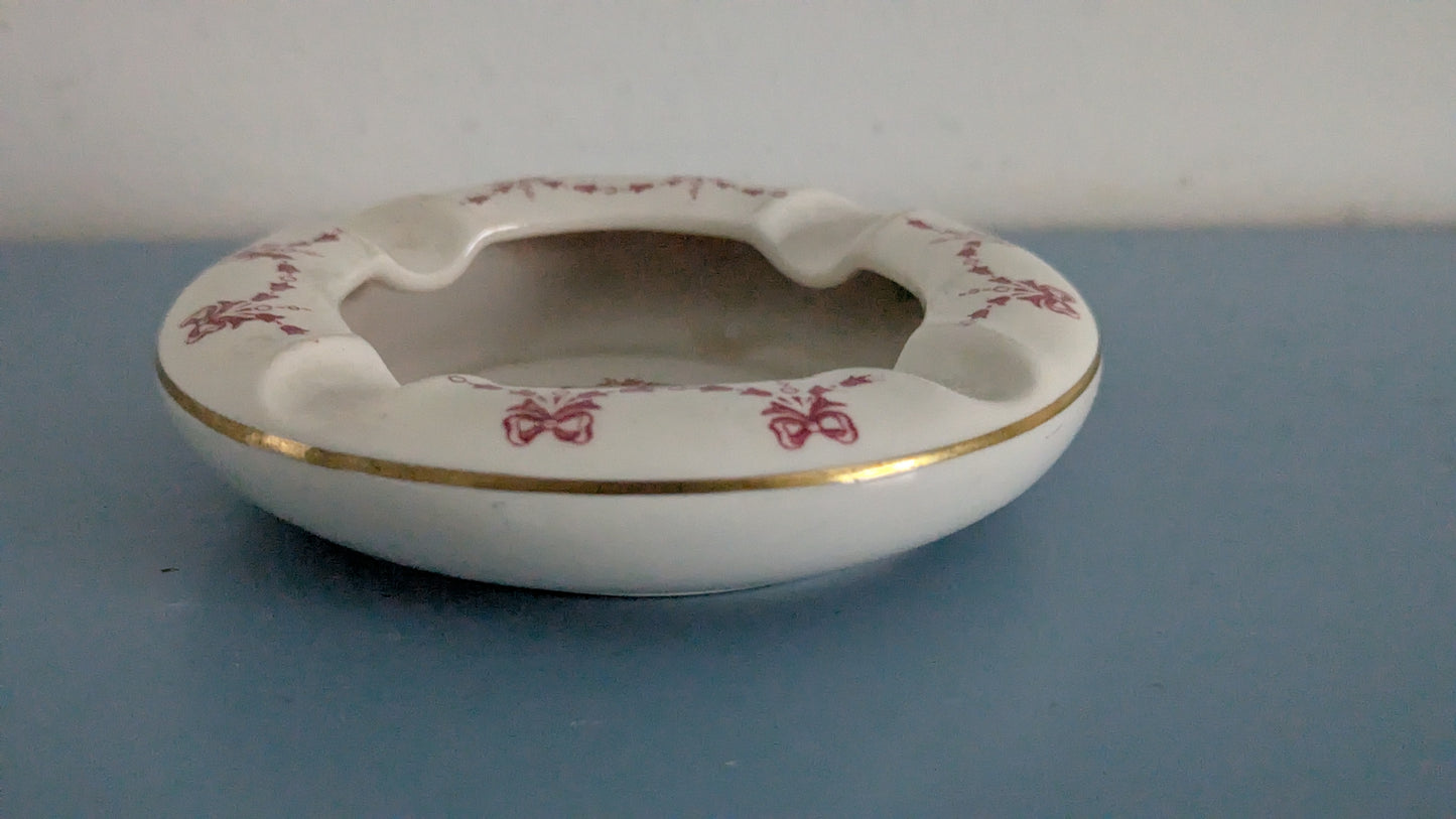 Dunn Bennett & Co - George And Dragon Tuhkakuppi (1955-1968)